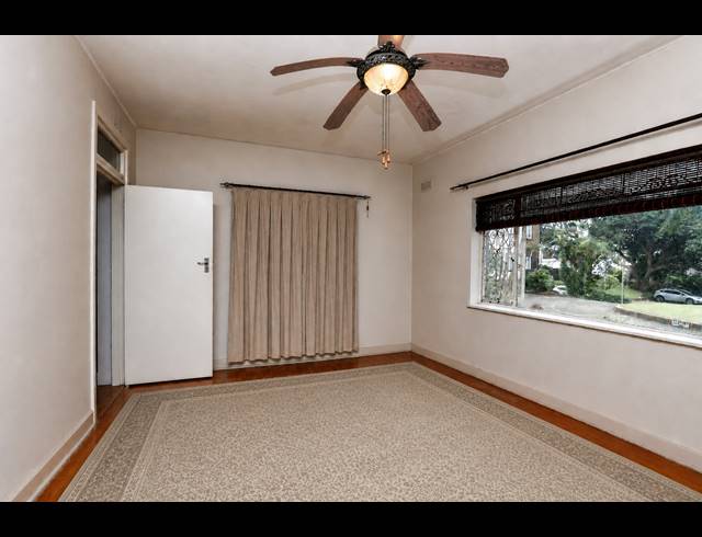2 BEDROOM APARTMENT FOR SALE IN ESSENWOOD